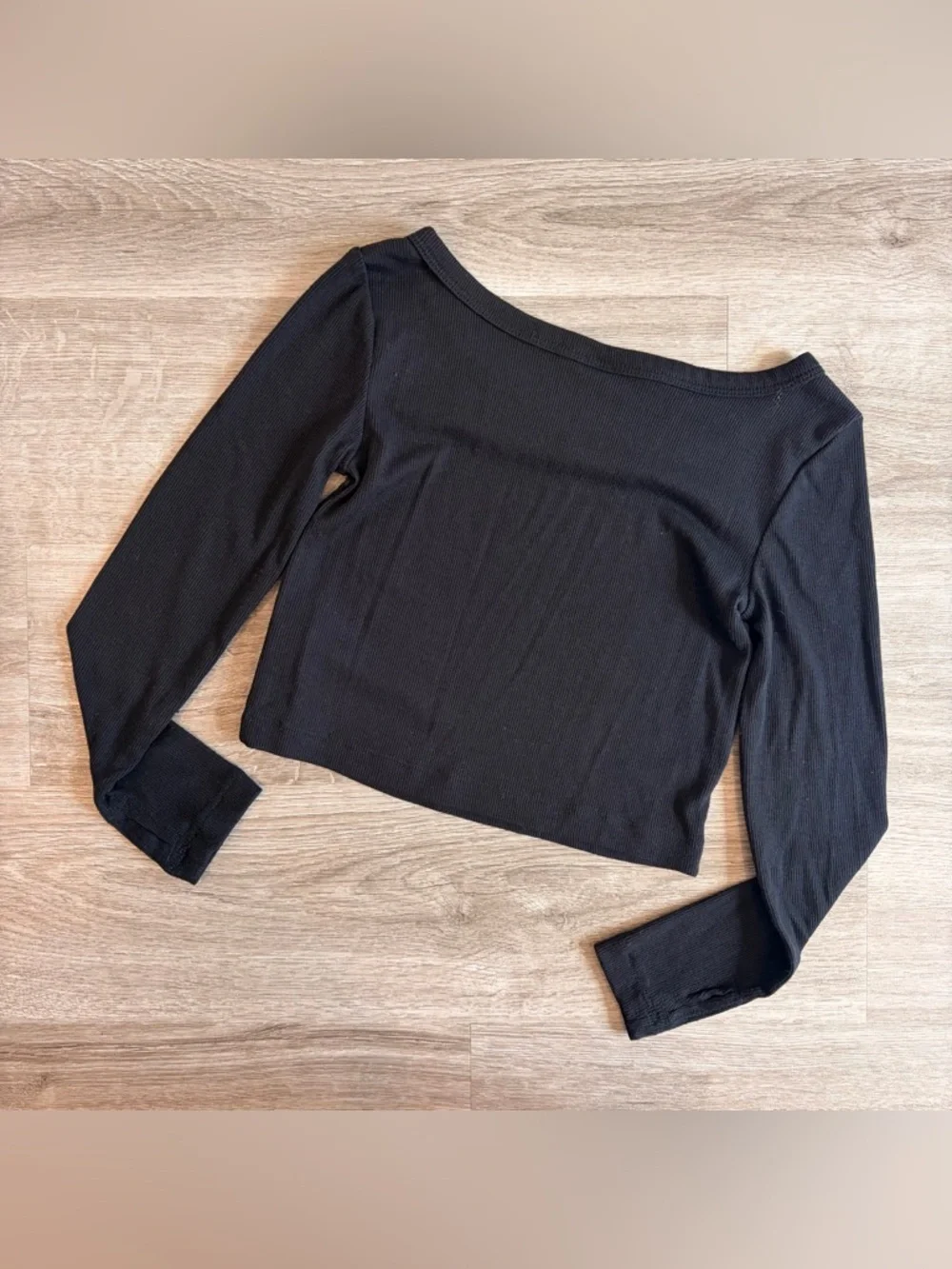 Old Navy Ultralite girls black long sleeve top